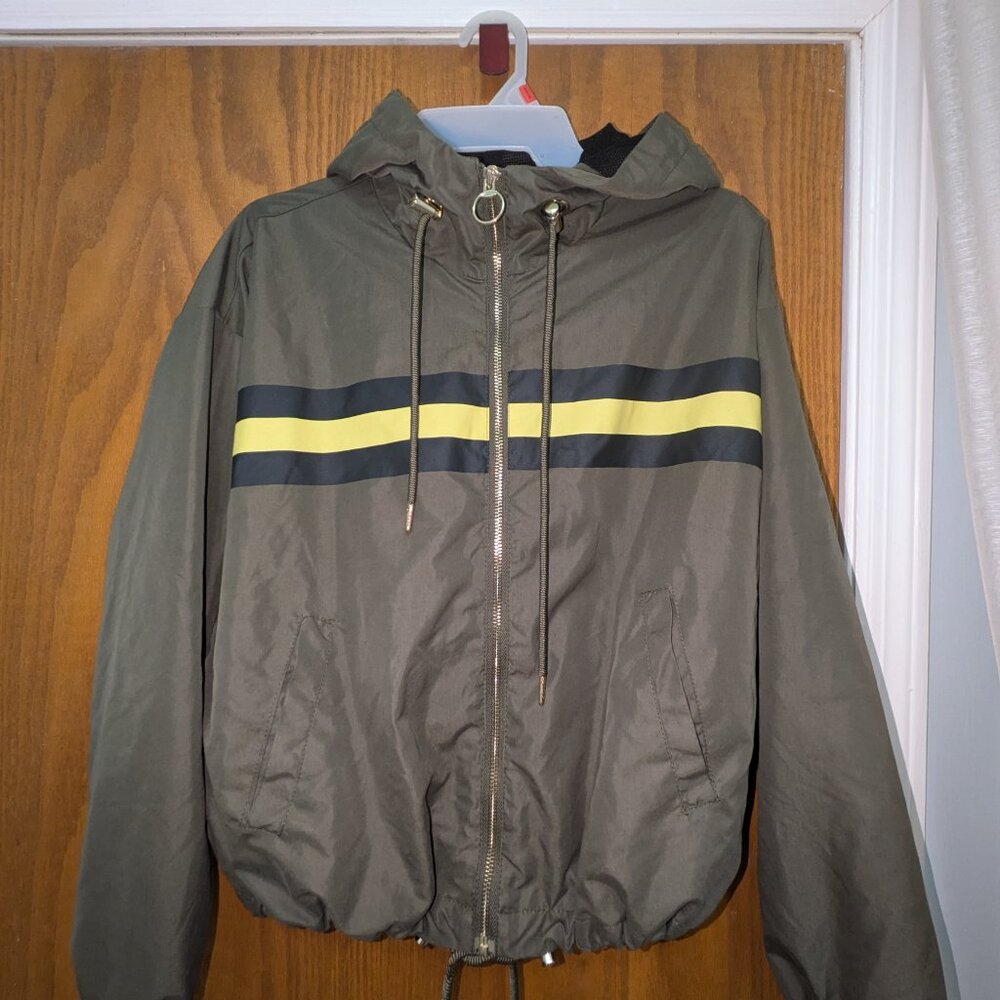 M Army green crop bomber jacket